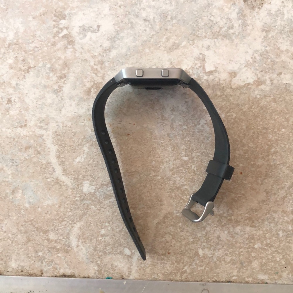 Fitbit blaze with charger